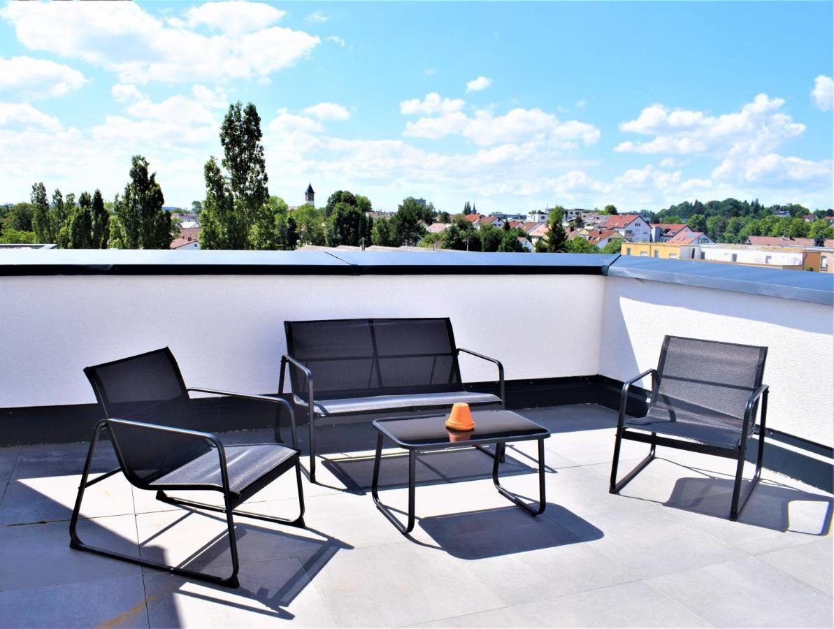 The Staycation By Lehmann Hotels Зиндельфинген Экстерьер фото
