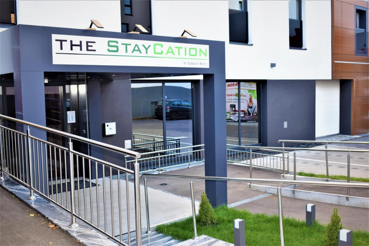 The Staycation By Lehmann Hotels Зиндельфинген Экстерьер фото